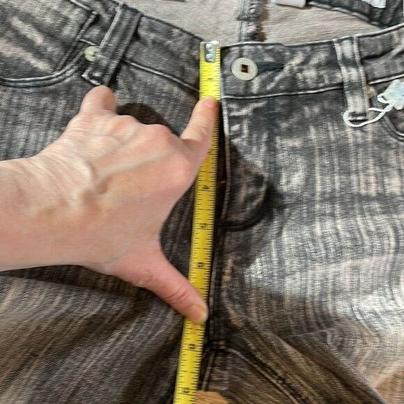 AZZURE LOVE LITE DENIM JEANS.  NEW WITH TAGS - Picture 3 of 16